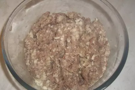 Мясные конкильони в томатной заливке: шаг 1