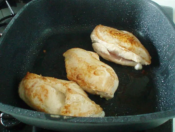 Курочка  в медовой корочке: шаг 2