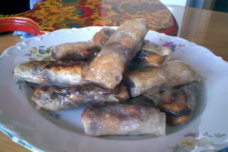 Рисовые блинчики с начинкой из жареной редьки: шаг 6