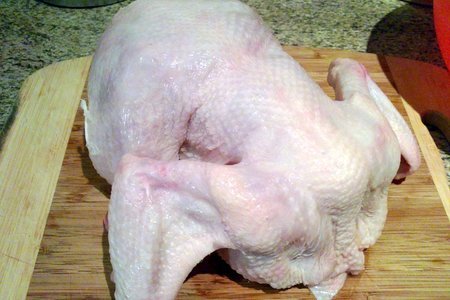 Куриная тушёнка, приготавливаемая одновременно с курицей сухой засолки: шаг 1
