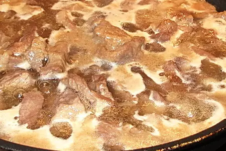 Говядина с солеными огурцами и медом: шаг 2