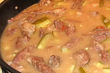 Говядина с солеными огурцами и медом: шаг 4
