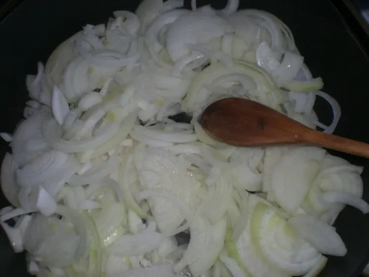 Курочка с рисом  с шафрановым молоком и кориандром: шаг 8