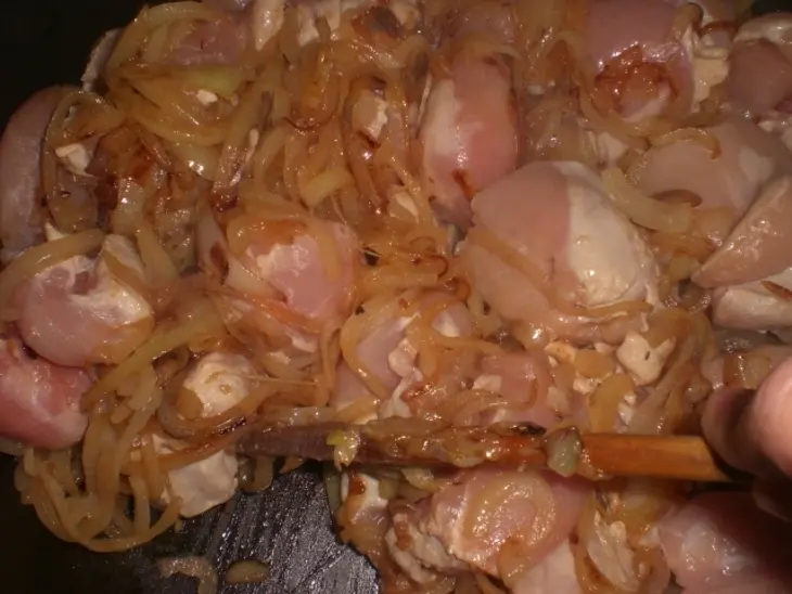 Курочка с рисом  с шафрановым молоком и кориандром: шаг 10