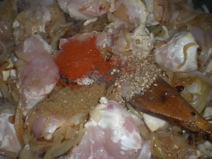 Курочка с рисом  с шафрановым молоком и кориандром: шаг 11