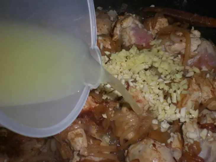 Курочка с рисом  с шафрановым молоком и кориандром: шаг 12