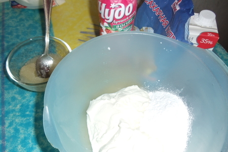 Клубничный торт со сливочно-йогуртовым кремом: шаг 7