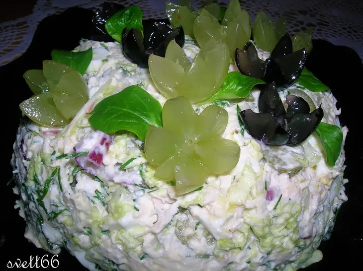 Салат с куриной грудкой, пекинской капустой и сладкой ноткой ( быстро, просто и неожиданно вкусно): шаг 4