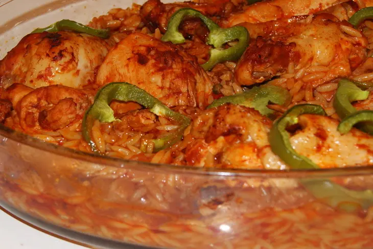 Гювеч из курицы и пасты orzo/крифараки/: шаг 6