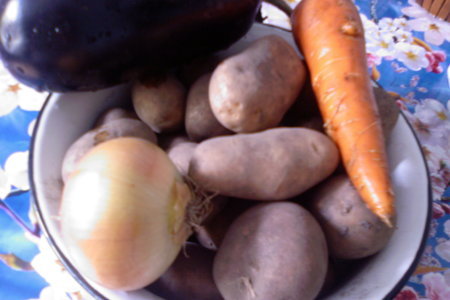 Картофель+баклажан=не совсем обычное рагу.: шаг 1