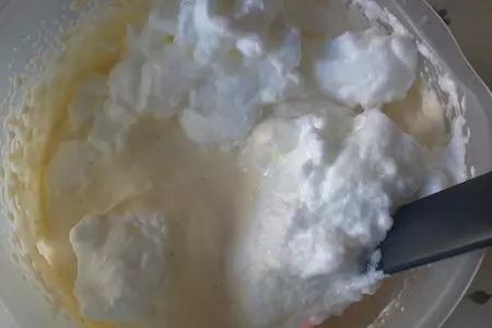 Сырный чизкейк с фламбированными персиками: шаг 2