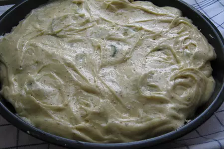 Перевёрнутый пирог с фейхоа и орехами.: шаг 6