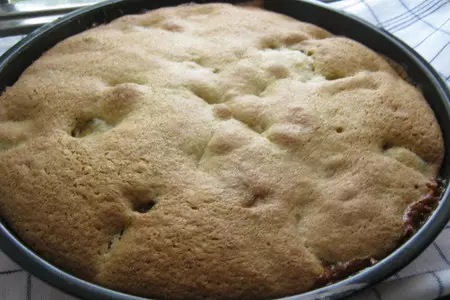 Перевёрнутый пирог с фейхоа и орехами.: шаг 7