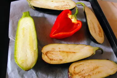 Овощи, фаршированные куриными желудками.: шаг 1