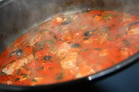 Паста "праздничная" с печенью и томатным соусом.: шаг 2