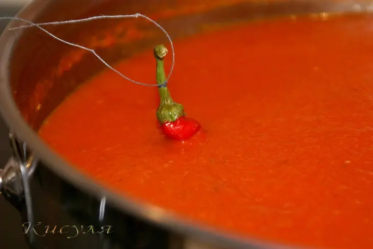 Кетчуп томатный с паприкой и  яблоками: шаг 6