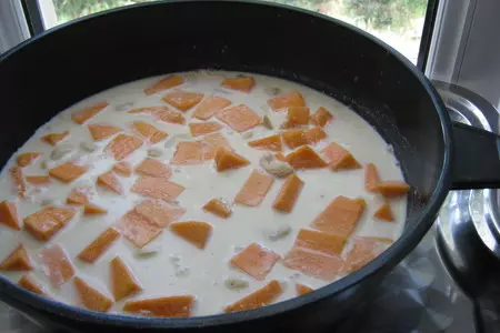 Пшённая каша с тыквой,сухофруктами и орехами.: шаг 3