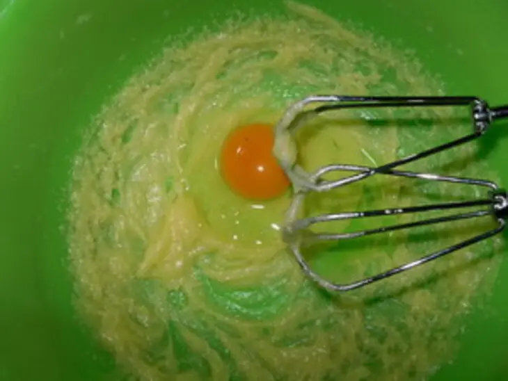 Кексики с грушами и мятным сиропом: шаг 4