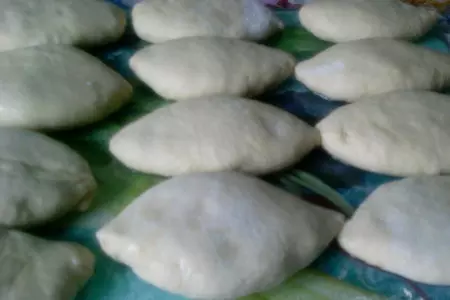 Пирожки с капустой на ужин.: шаг 8
