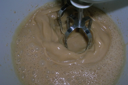 Кофейно-миндальные кексы с творожным кремом ( расстроившие меня): шаг 3
