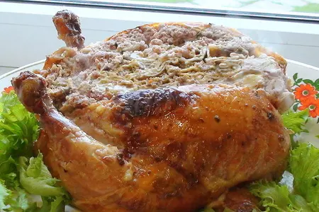 Курочка без костей, фаршированная японскими яичными блинчиками с сыром и паштетом.: шаг 16