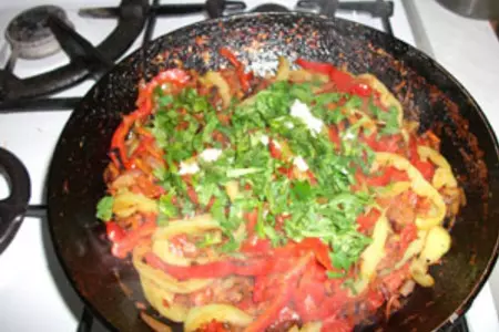 Гречка с овощами и курицей: шаг 4