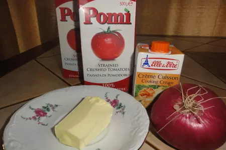 Томатный суп: шаг 1