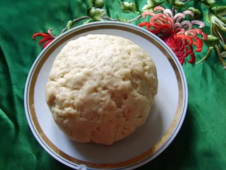 Тарталетки с луком: шаг 1