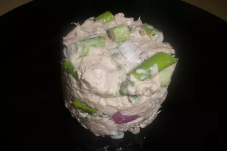 Баночка тунца всегда под рукой. два салата-паштета.: шаг 3
