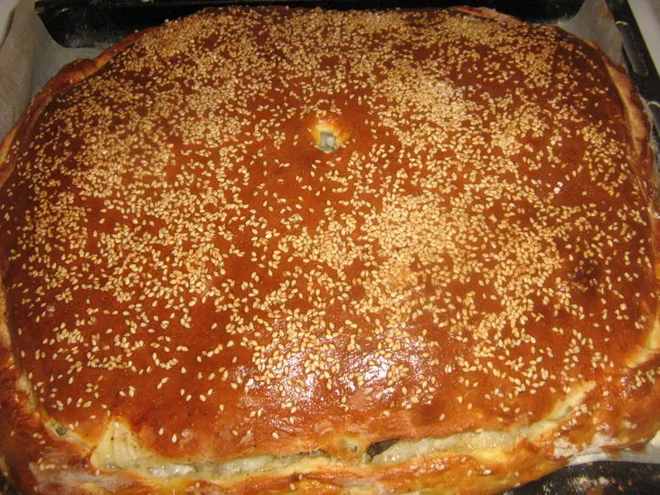 Пирог с рыбой и рисом: шаг 14