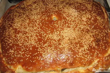 Пирог с рыбой и рисом: шаг 14