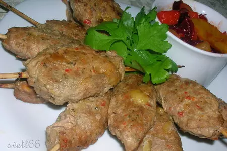 Почти  люля из индейки с соусом "компот" из слив: шаг 11