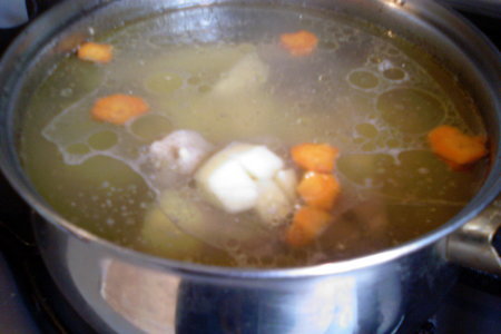 Куриный суп с гречневыми клёцками.: шаг 2