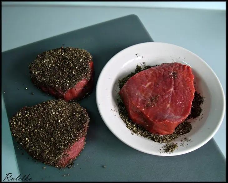 Перечный раундрамб-стейк с грилованными овощами  (pepper raundramb-steak).: шаг 8