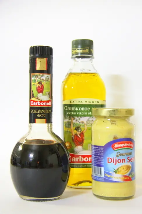 Свинина под яично-каперсовым соусом.: шаг 3