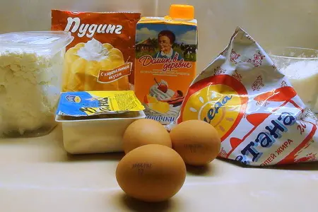 Карамельный, сырно-творожный пирог с розочками из ирисок: шаг 3