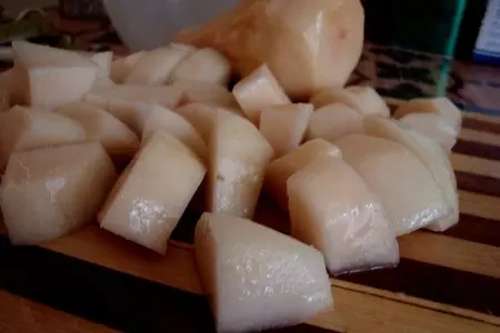 Свинина с грушами: шаг 2