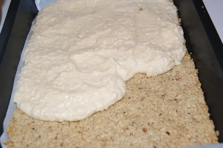 Яблочно-сырные пирожные с хрустящей ореховой корочкой: шаг 3