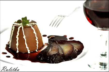 Шоколадная панна котта с грушами в красном вине "самым-самым...", рецепт с посвящением.: шаг 9