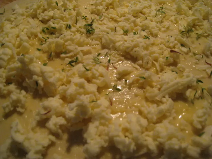 Хлебушек с сыром и чесноком: шаг 7