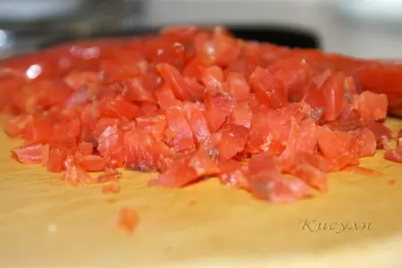 Салат-закуска с красной рыбой: шаг 2