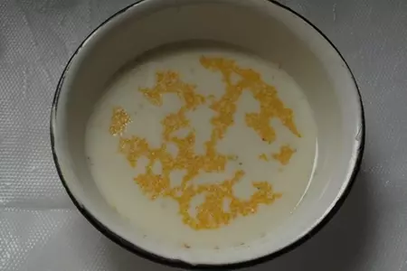 Куриные котлеты с яблоками и кукурузной крупой: шаг 2