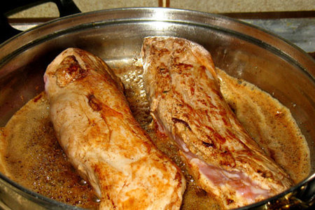 Филе свинины в шубке из теста: шаг 2