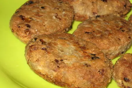 Котлеты из консервированной рыбы и картофеля: шаг 2