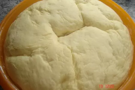 Плюшки с масленной начинкой: шаг 1