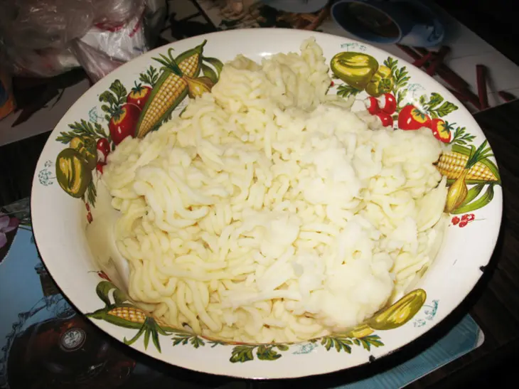 Картофельные зразы с мясом: шаг 3
