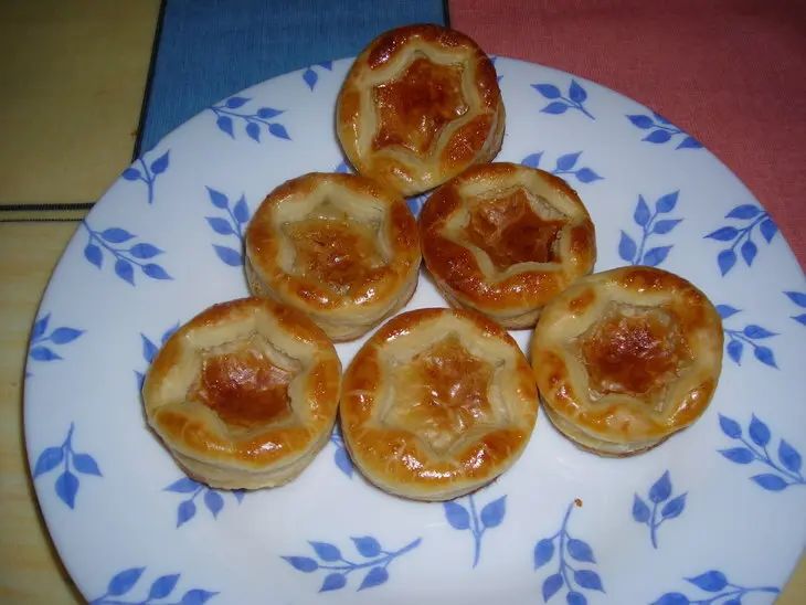Тарталетки с красной икрой: шаг 6
