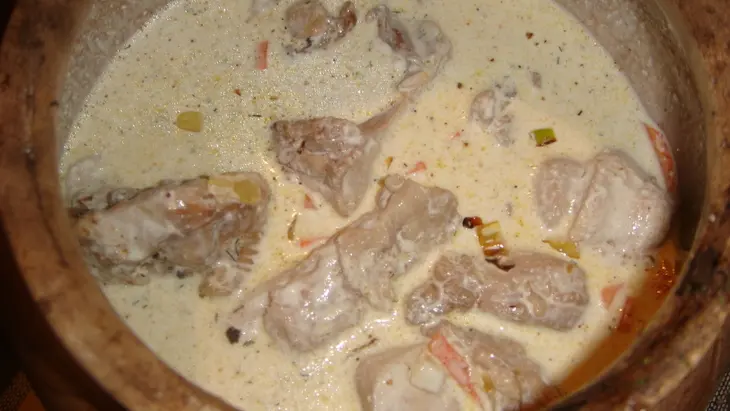 Кролик сливочный в горшочке: шаг 4