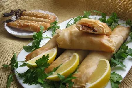 Салат в роллах и "комплимент".: шаг 11