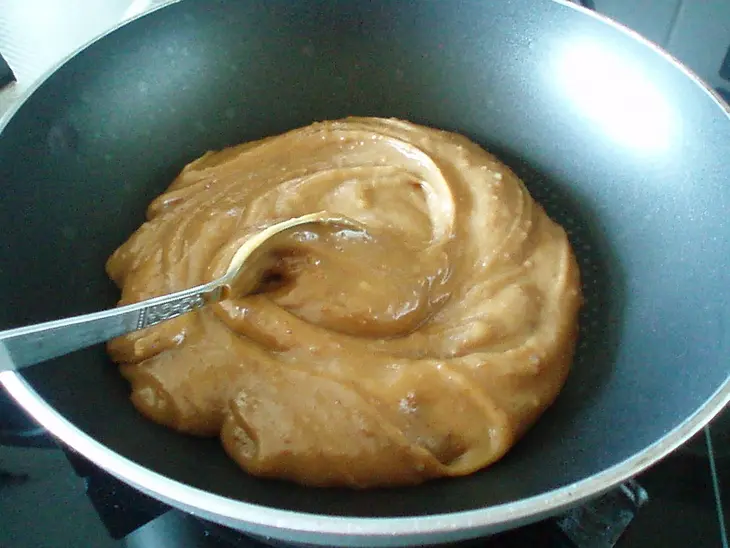Sate - индонезийский шашлычок с одноименным соусом при нем: шаг 6